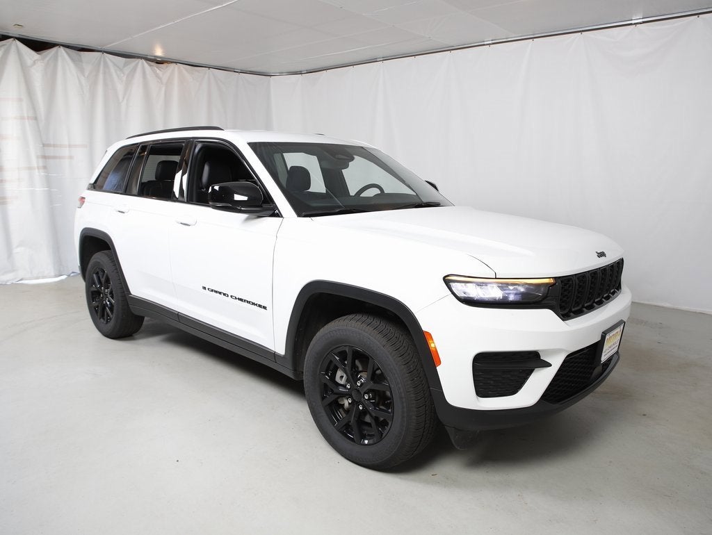 2024 Jeep Grand Cherokee Altitude