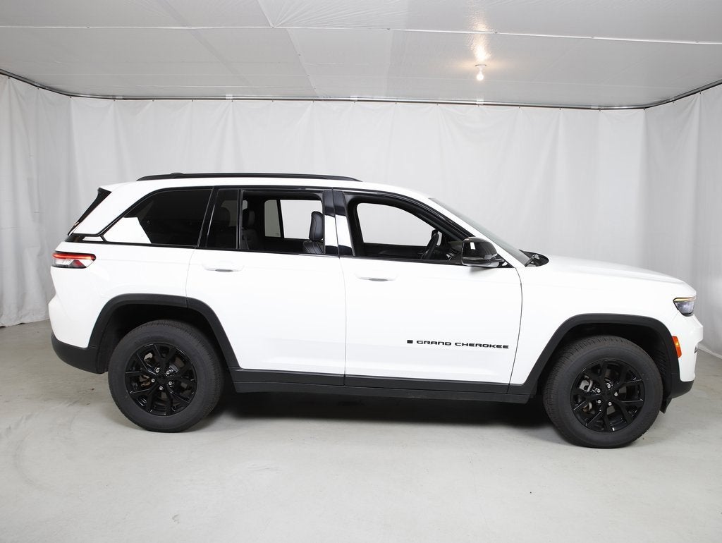 2024 Jeep Grand Cherokee Altitude