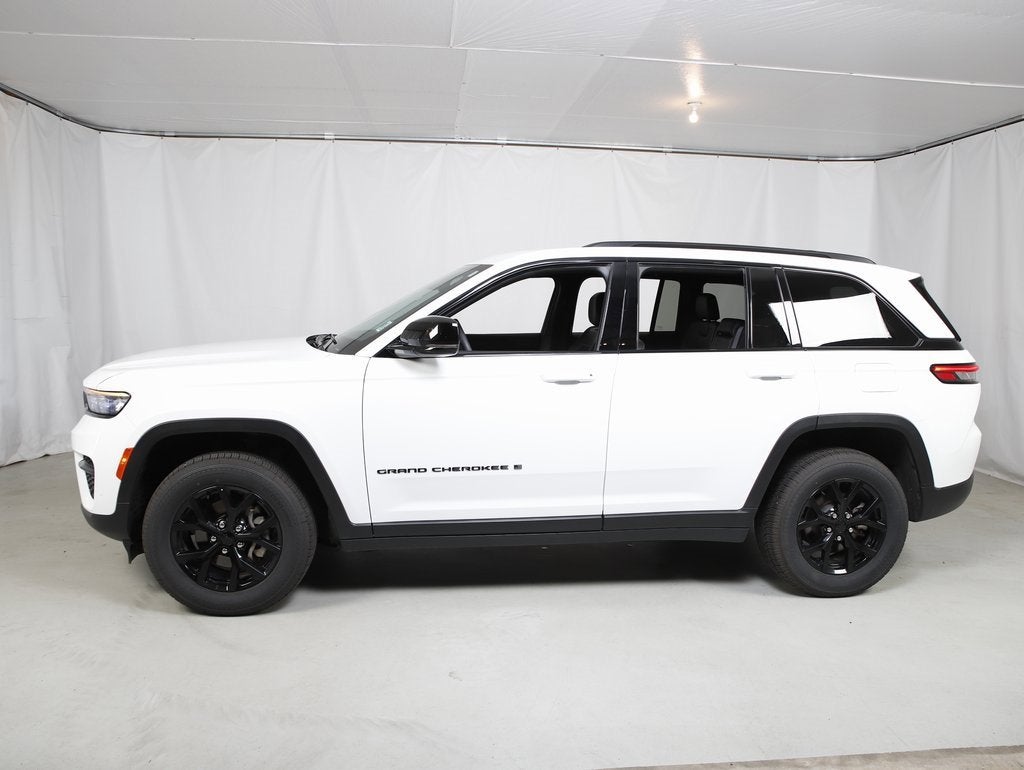 2024 Jeep Grand Cherokee Altitude