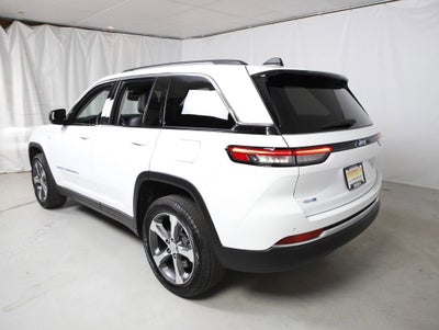 2022 Jeep Grand Cherokee 4xe Base