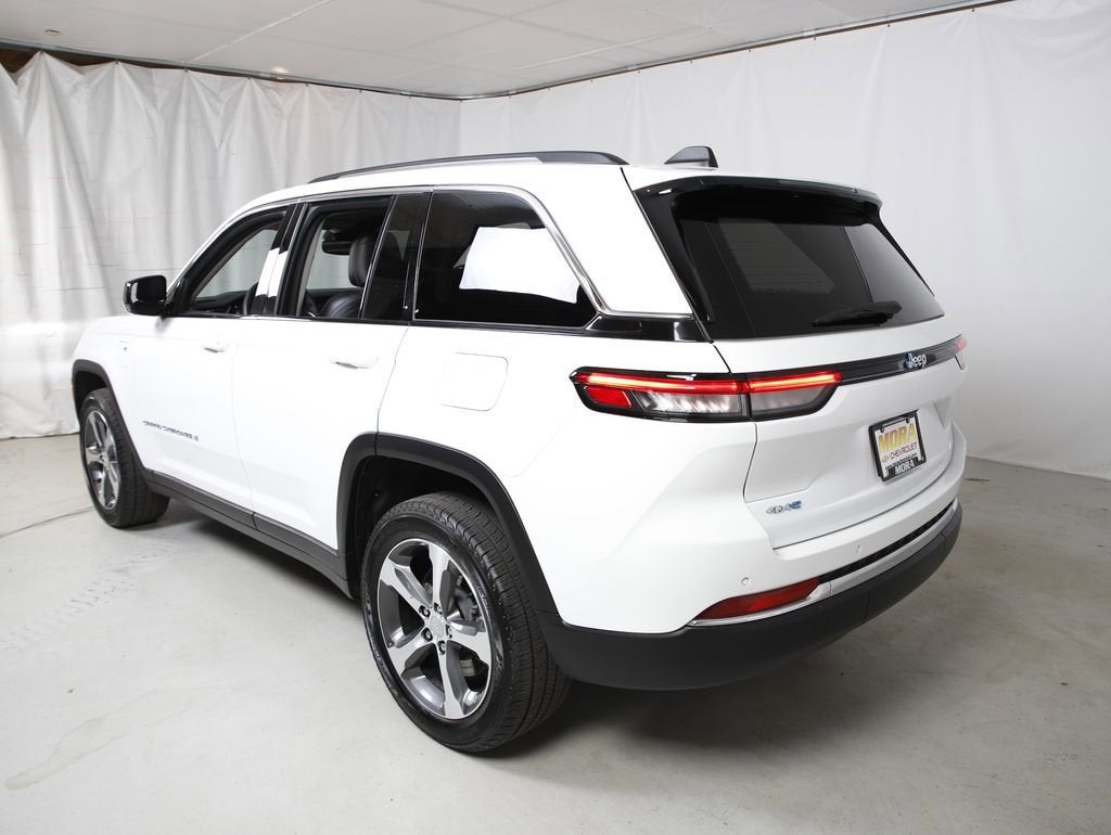 2022 Jeep Grand Cherokee 4xe Base