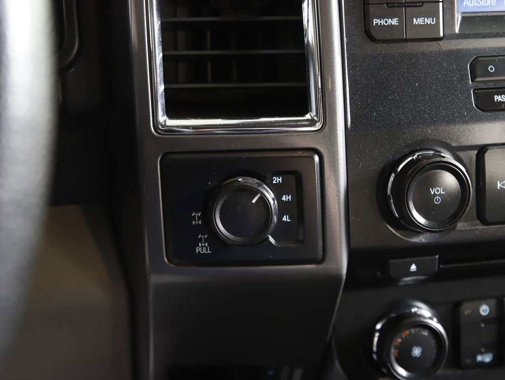 2015 Ford F-150 XLT w/HD Payload Pkg