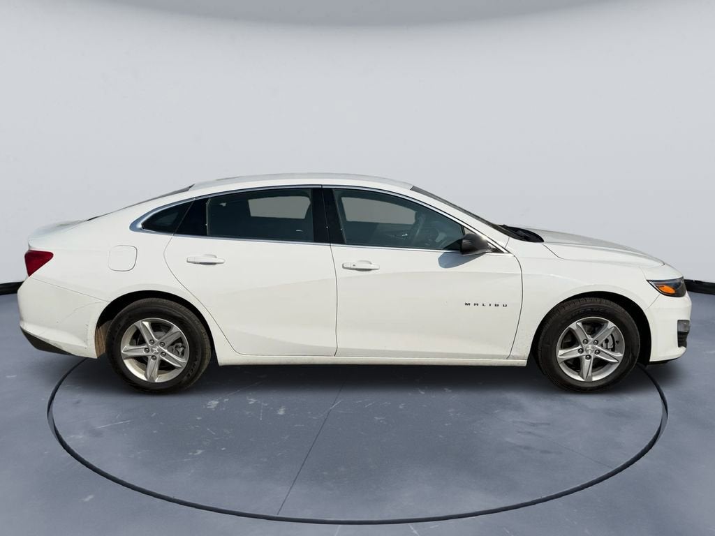 Used 2023 Chevrolet Malibu 1FL with VIN 1G1ZC5ST1PF117850 for sale in Mora, Minnesota