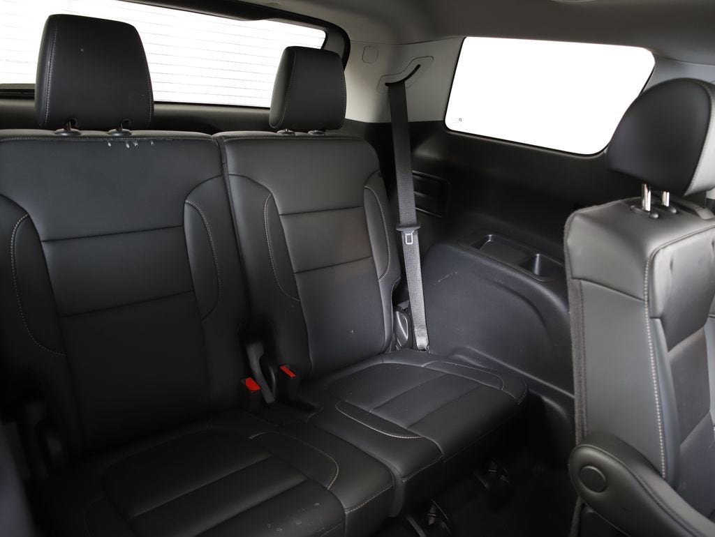 2022 GMC Acadia SLT