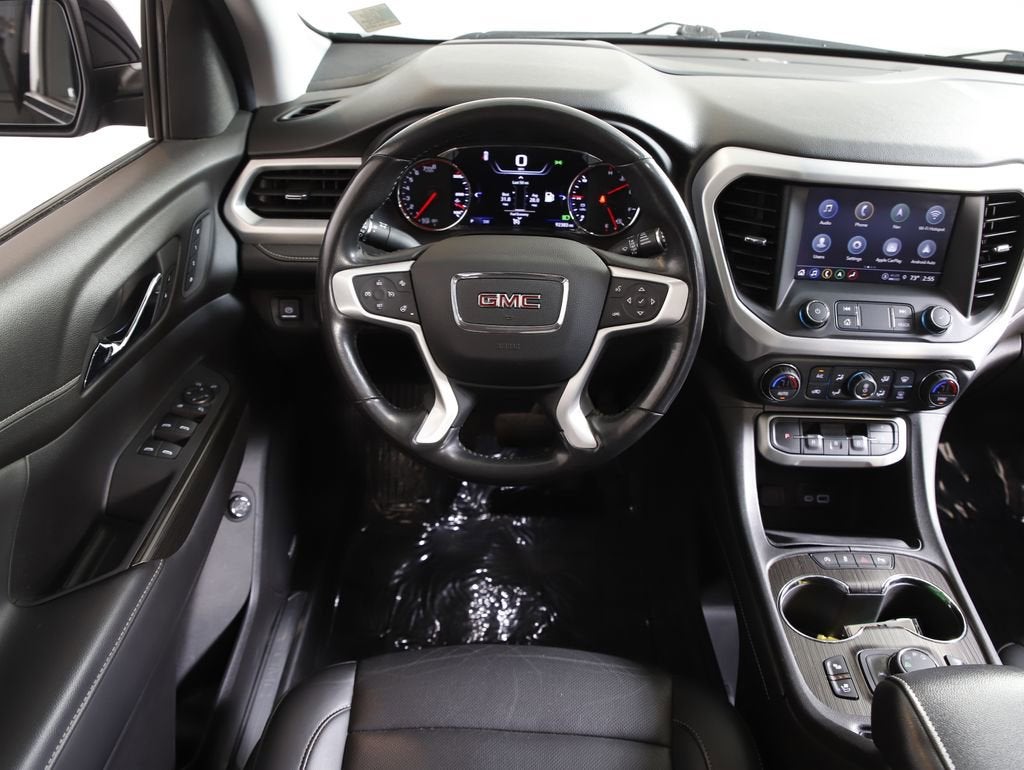 2022 GMC Acadia SLT