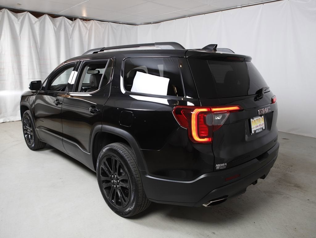 2022 GMC Acadia SLT