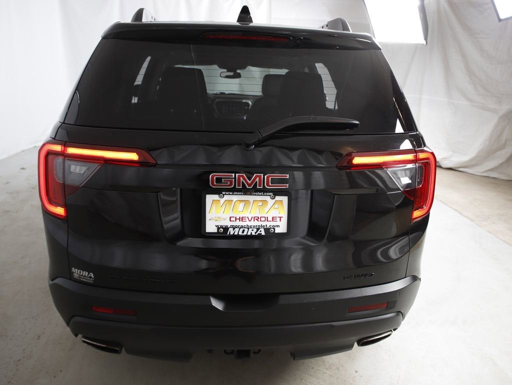 2022 GMC Acadia SLT