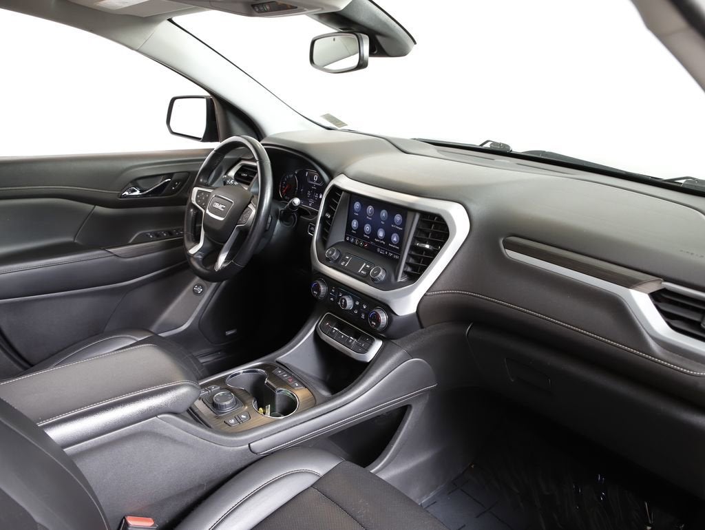 2022 GMC Acadia SLT
