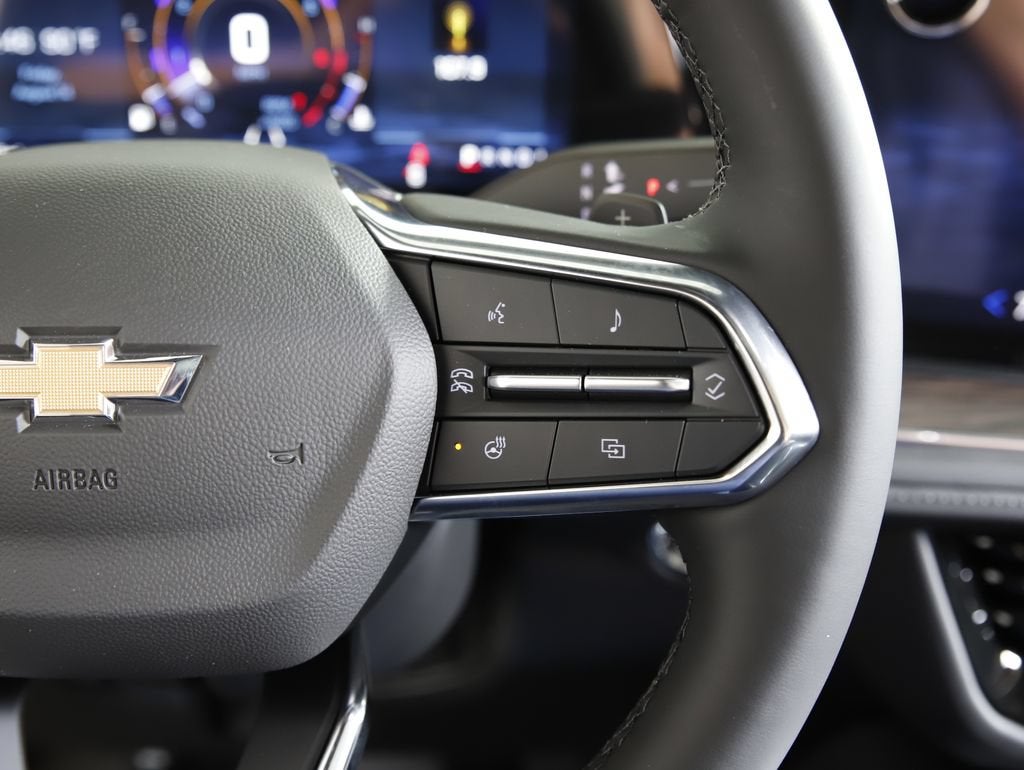 2026 Chevrolet Suburban LT - Photo 19