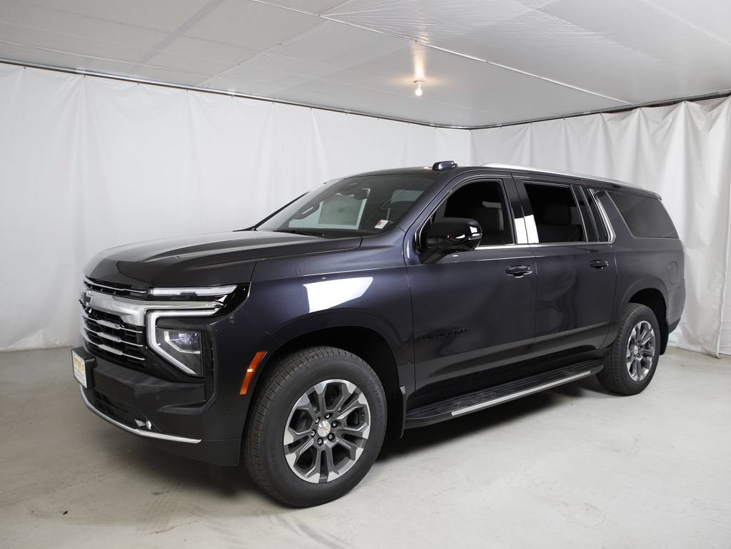 2026 Chevrolet Suburban LT - Photo 24