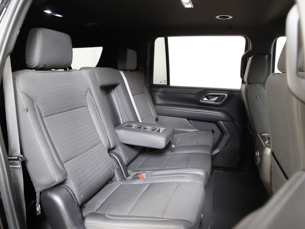 2024 Chevrolet Suburban LS