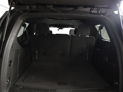 2024 Chevrolet Suburban LS