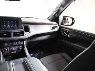 2024 Chevrolet Suburban LS