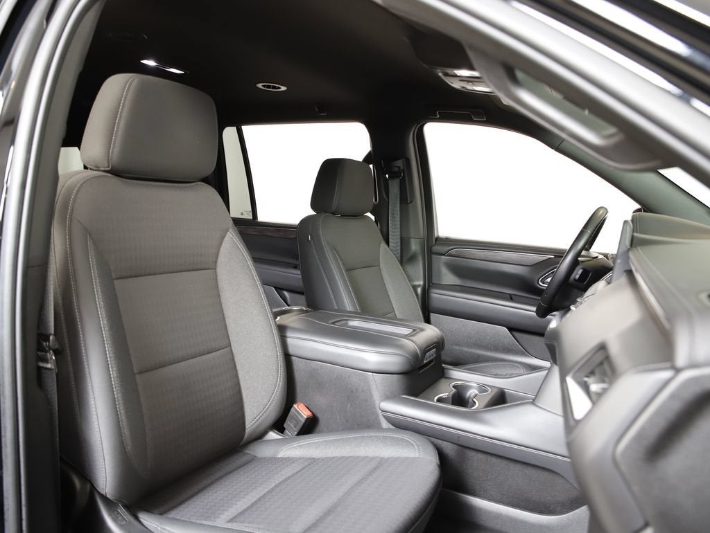 2024 Chevrolet Suburban LS