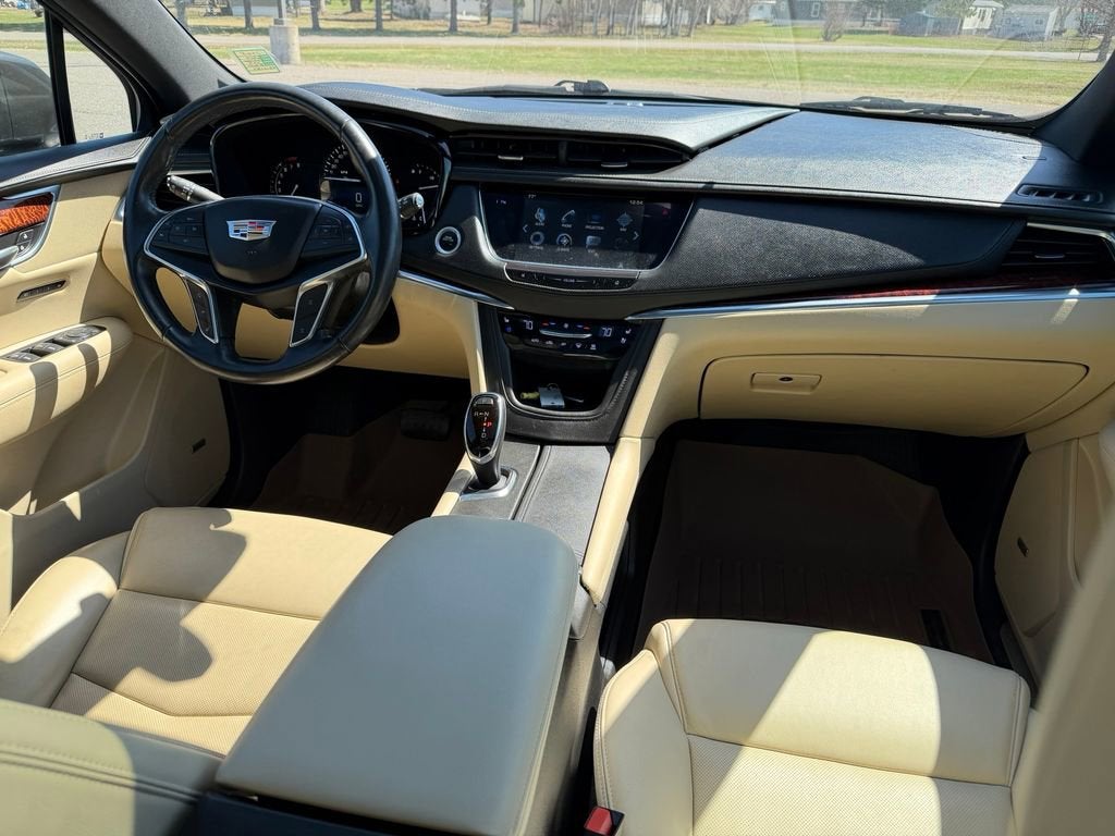 2019 Cadillac XT5 Premium Luxury AWD