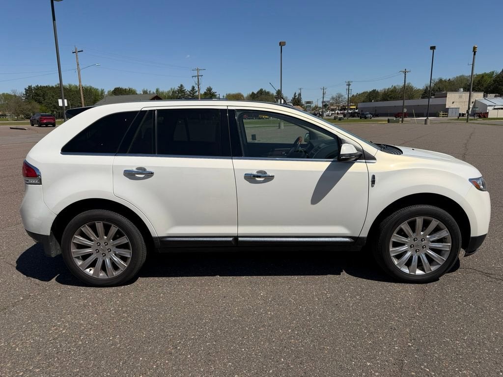 2013 Lincoln MKX Base