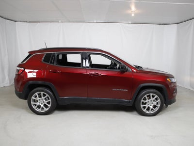2022 Jeep Compass Latitude Lux