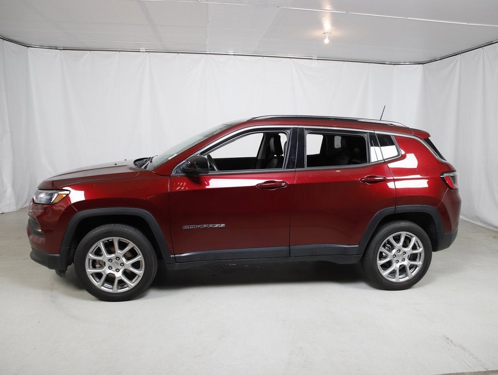 2022 Jeep Compass Latitude Lux