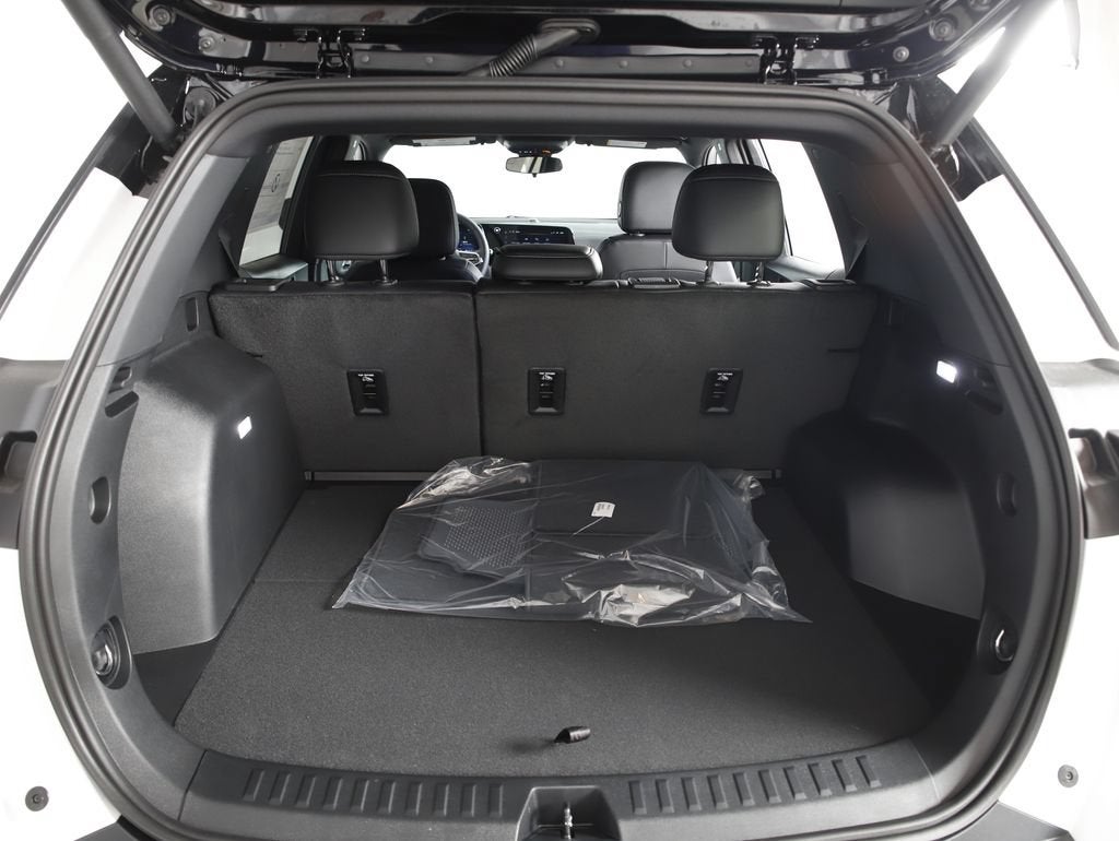 2026 Chevrolet Equinox LT - Photo 10