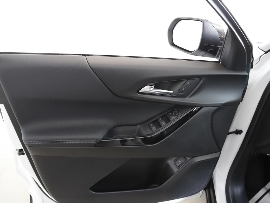 2026 Chevrolet Equinox LT - Photo 12