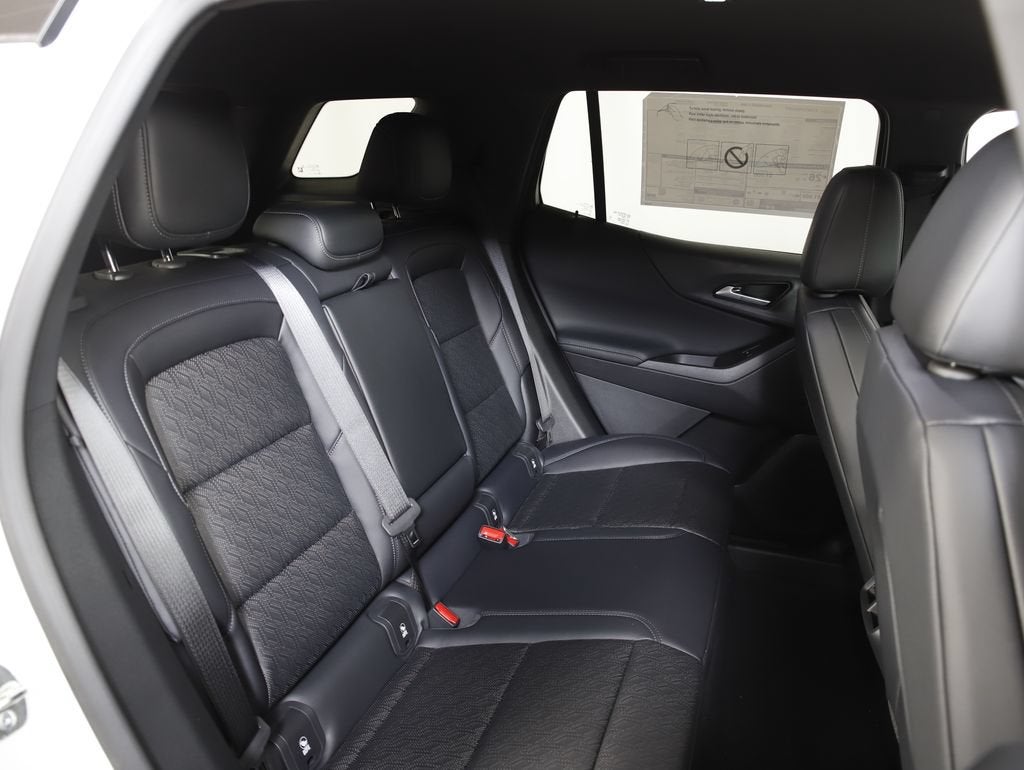 2026 Chevrolet Equinox LT - Photo 9