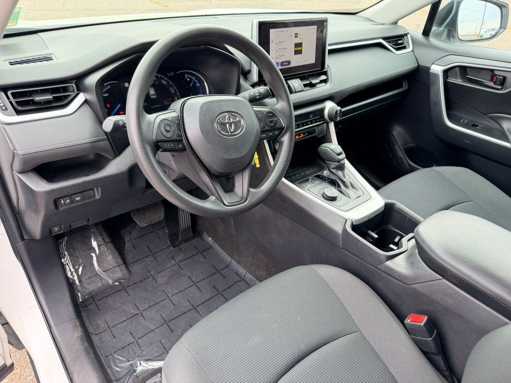 2023 Toyota RAV4 Hybrid LE
