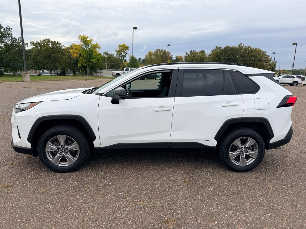 2023 Toyota RAV4 Hybrid LE