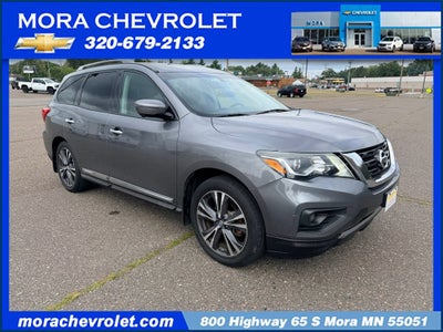 2017 Nissan Pathfinder Platinum