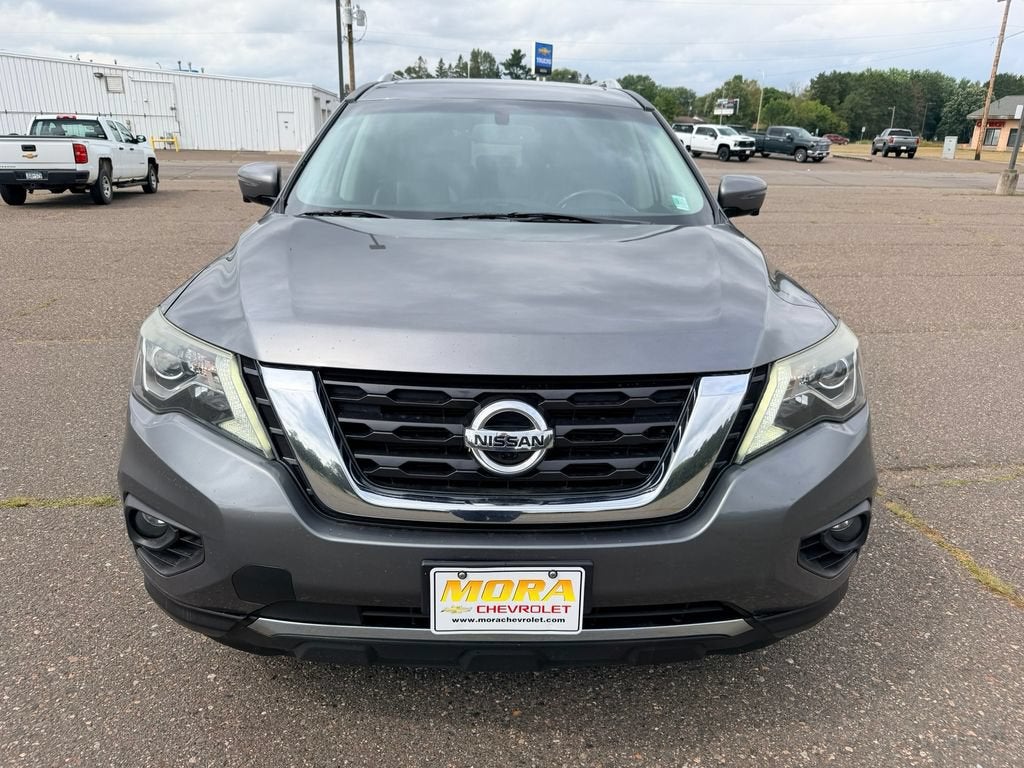 2017 Nissan Pathfinder Platinum