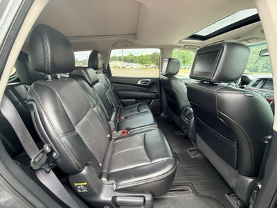 2017 Nissan Pathfinder Platinum
