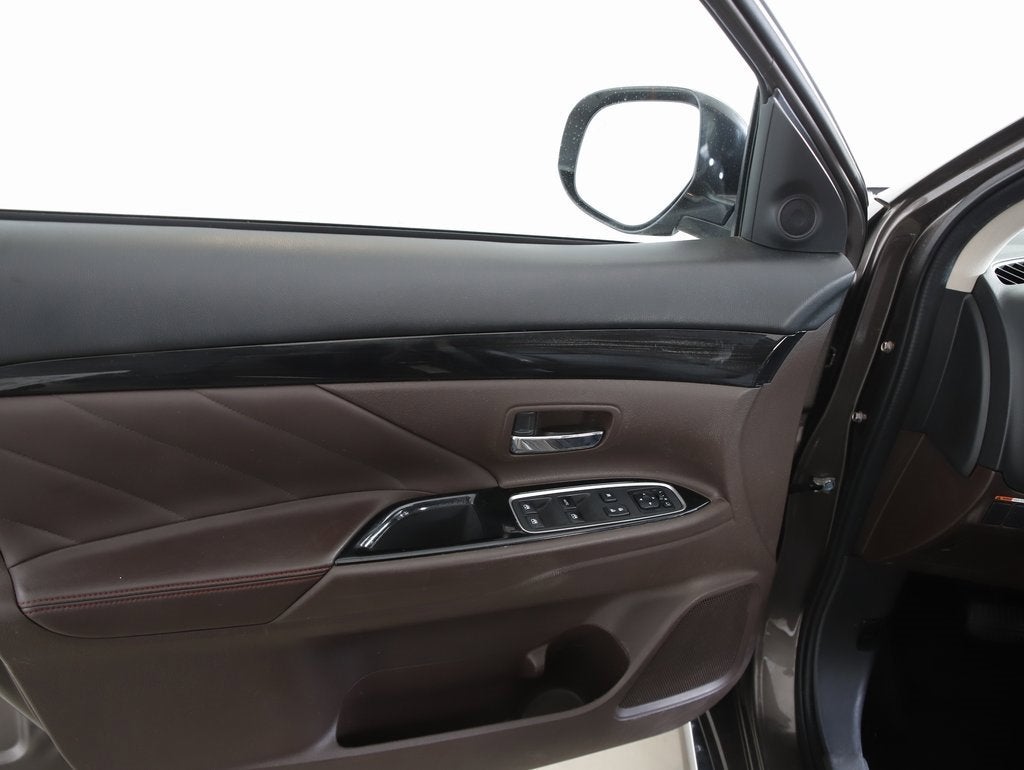 2018 Mitsubishi Outlander PHEV SEL