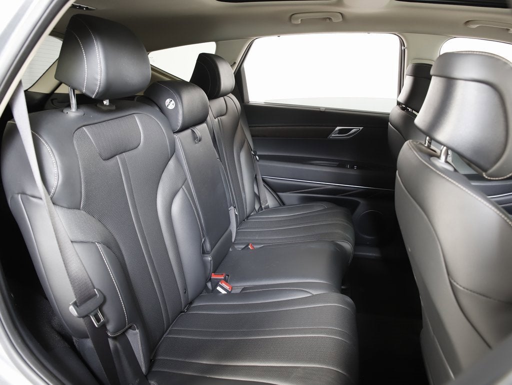 2024 Genesis GV80 Base