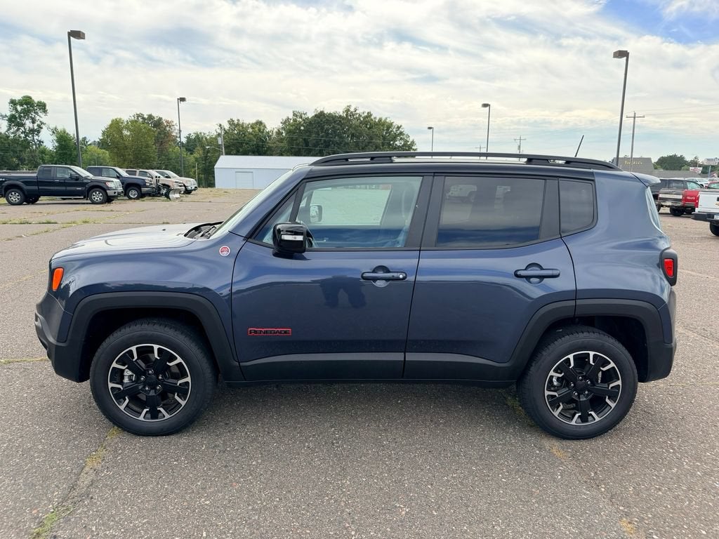 2023 Jeep Renegade Trailhawk